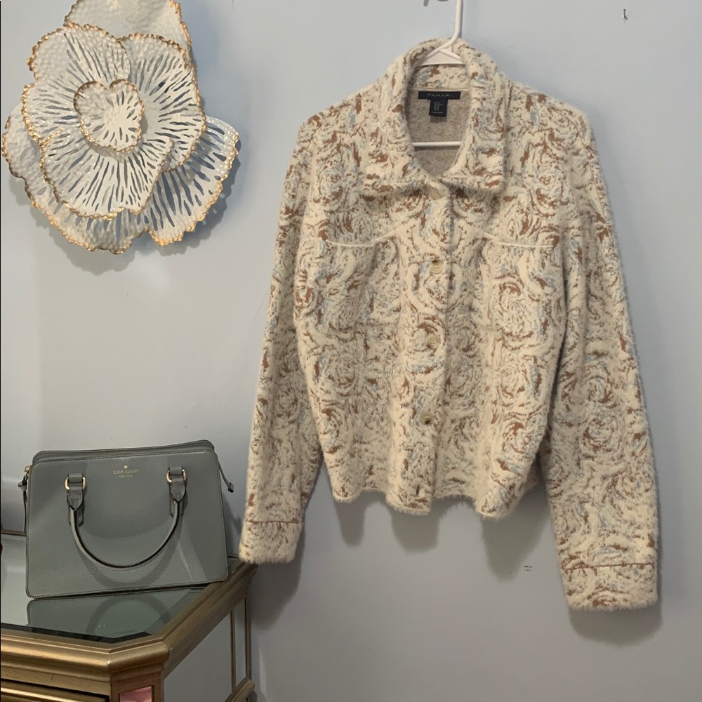 Tahari cream tan and baby blue fuzzy jacket size extra large